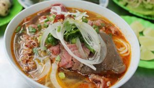 bun bo Hué - balade culinaire à Hué