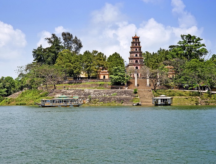 Pagode de la Dame Céleste Pagode de la Dame Céleste